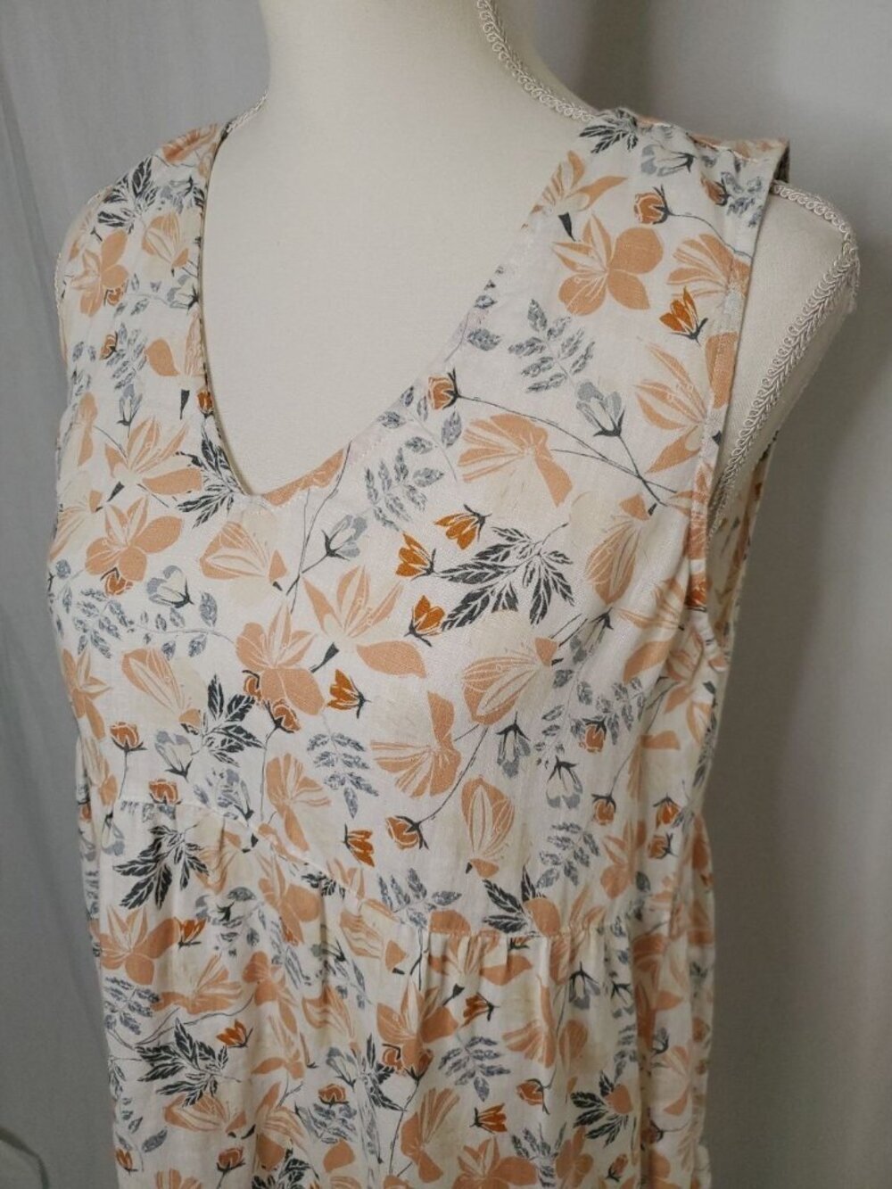 Joie 100% Linen Tiered Floral Orange/Coral Dress V-Neck Boho Beach Vaca Sz S - Picture 2 of 15